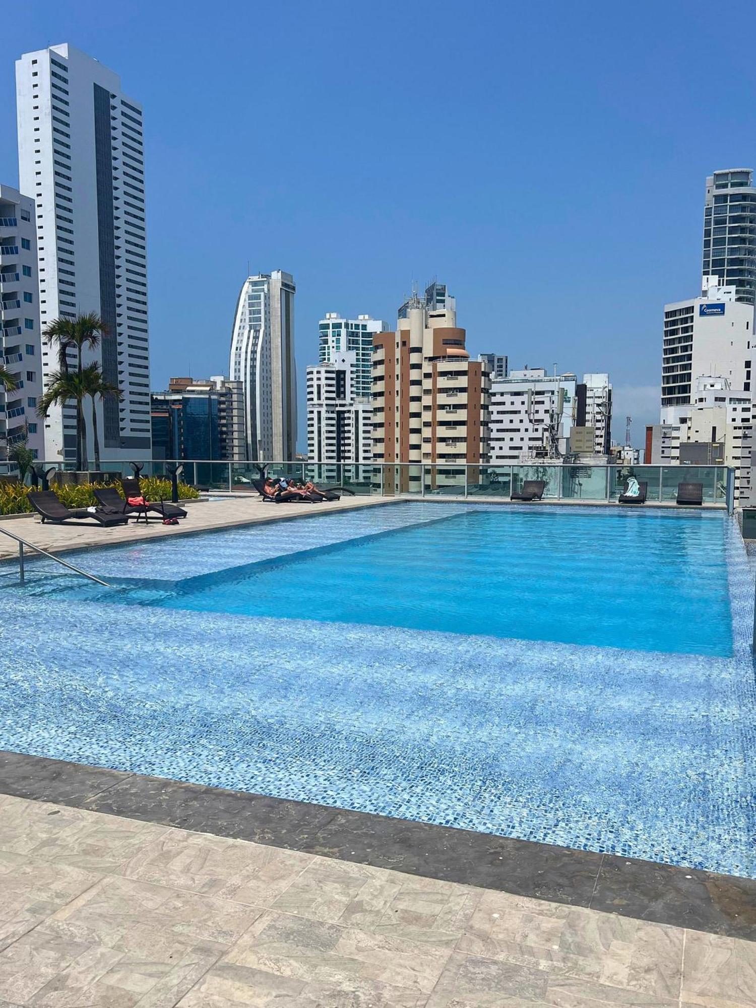 Apartment Chic Near It